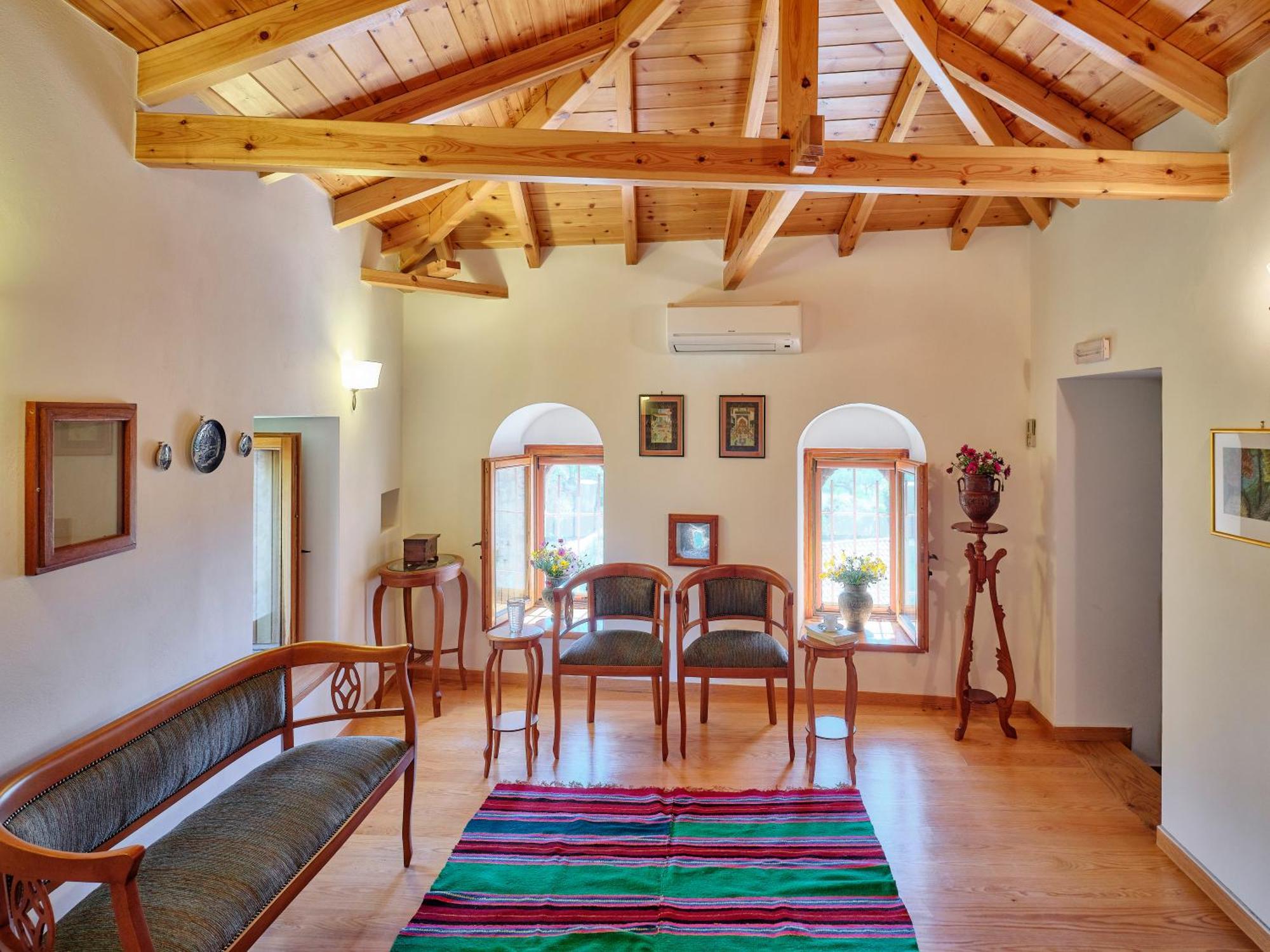 Petreas Castle Villa Kardamyli Exterior photo